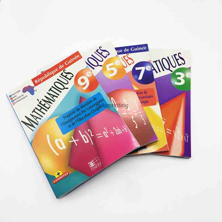 impression de manuels scolaires pour étu
